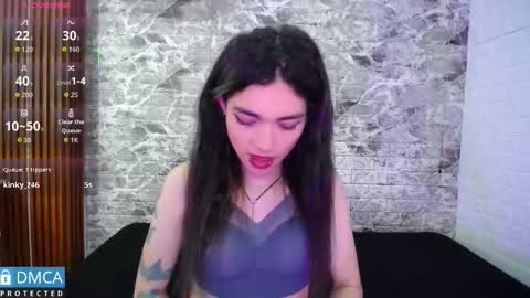 Snapshot of maevekuro chatting on 09.17.25 maevekuro online show from 09.17.25