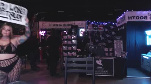 Meaves online show from 10.19.25