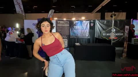 Meaves online show from 11.08.25