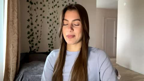 Sophie online show from 05.17.26