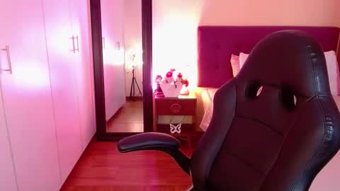 Mafer Flor online show from 03.04.26