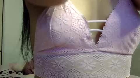 Snapshot of maferchavez88 chatting on 10.28.25 maferchavez88 online show from 10.28.25