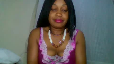 Snapshot of magdalinemus chatting on 09.10.25 magdalinemus online show from 09.10.25