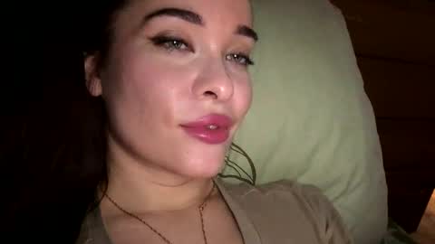 magggg658318 online show from 11.20.25