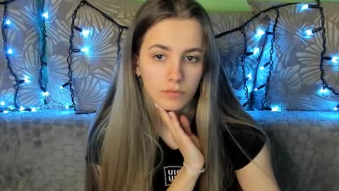 Maggie online show from 02.24.25