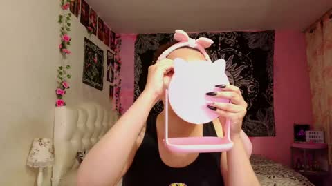 Claire online show from 01.27.25