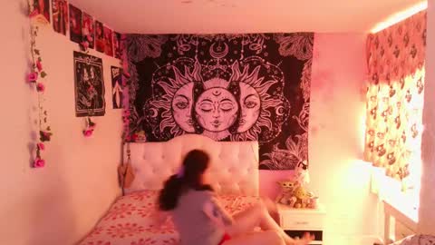 Claire online show from 03.09.25