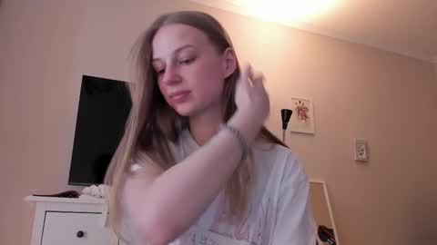 Alice  online show from 02.21.25