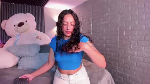 Snapshot of magic_ivone chatting on 02.16.26 magic_ivone online show from 02.16.26