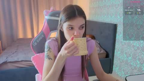 Snapshot of magic_shy chatting on 05.23.26 Merry online show from 05.23.26