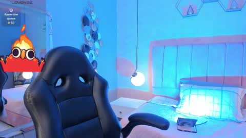 Vera  online show from 10.11.25