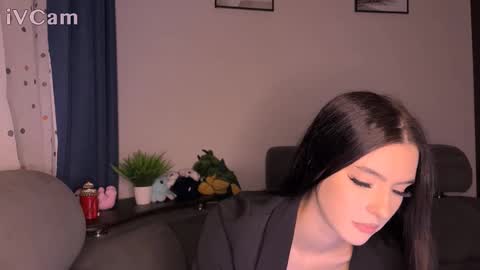 Snapshot of magic_wq chatting on 11.22.25 Magic online show from 11.22.25