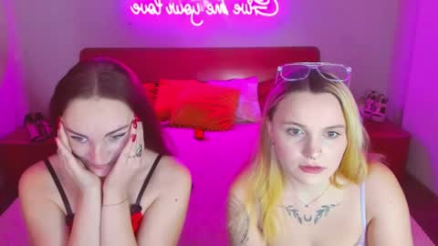 Lili and Bella online show from 02.19.25