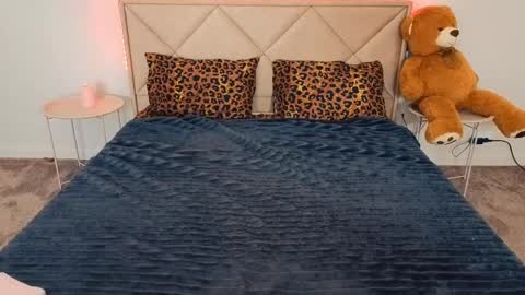 Emily online show from 04.28.26