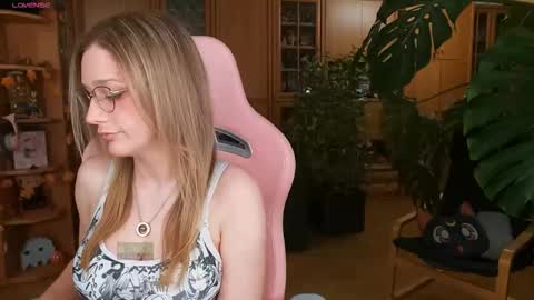 Nicole online show from 10.09.25