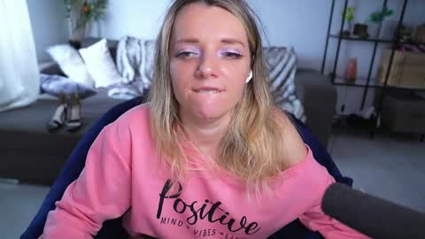 Ami online show from 03.12.25