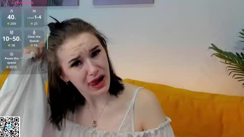 Snapshot of magnetic_maya chatting on 01.15.26 Ronnie online show from 01.15.26