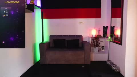 Snapshot of magnus_savage chatting on 01.05.25 If you want me to use the Lovense please let me know -- online show from 01.05.25