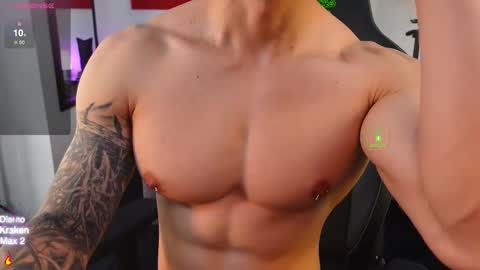 Snapshot of magnus_savage chatting on 10.05.25 If you want me to use the Lovense please let me know -- online show from 10.05.25