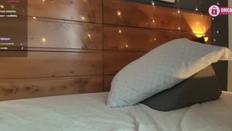 Snapshot of mahia_queen chatting on 03.01.25 Dani online show from 03.01.25