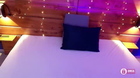 Snapshot of mahia_queen chatting on 09.25.25 Dani online show from 09.25.25