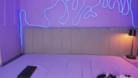 Snapshot of mai_higurashi chatting on 11.27.25 Mai online show from 11.27.25