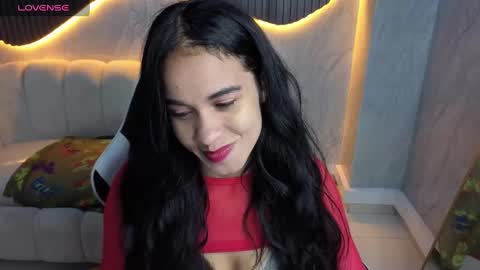 Snapshot of maia_tx chatting on 11.01.25 Online 800 to 1400 online show from 11.01.25