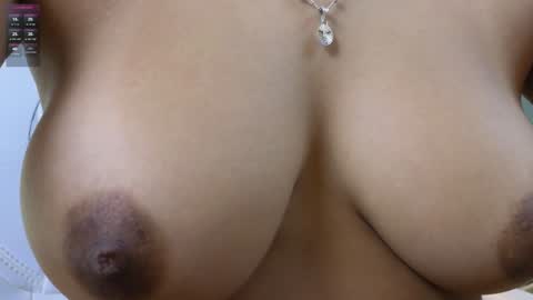 Snapshot of maiaa_ruiz chatting on 12.06.24 Maiaa Ruiz online show from 12.06.24