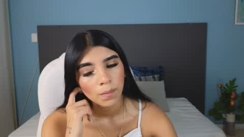 Snapshot of maiaa_ruiz chatting on 01.02.25 Maiaa Ruiz online show from 01.02.25