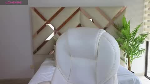 Snapshot of maiaa_ruiz chatting on 03.11.25 Maiaa Ruiz online show from 03.11.25