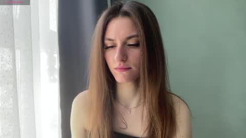 M I A online show from 06.07.26