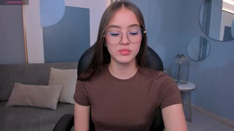  Maia  online show from 09.29.25