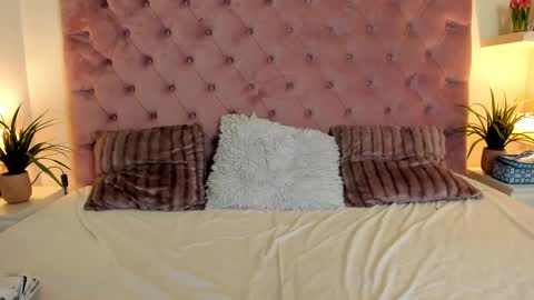  Maia  online show from 02.23.25