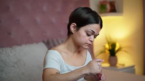  Maia  online show from 09.19.25