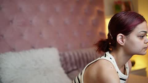  Maia  online show from 04.19.26