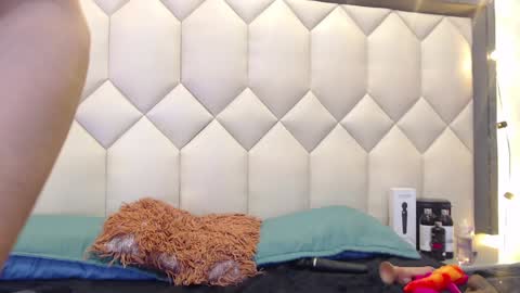 Maia  online show from 01.03.25