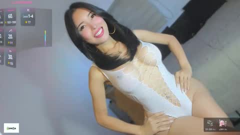 Snapshot of maiashots346 chatting on 12.13.25 MAIA online show from 12.13.25