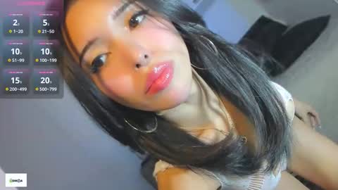 Snapshot of maiashots346 chatting on 12.19.25 MAIA online show from 12.19.25