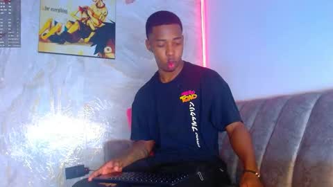 maicoljorda1 online show from 11.30.25