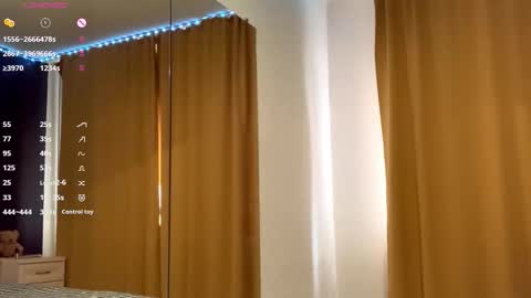 Elina online show from 10.07.25