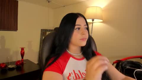 Snapshot of maiiitee_ chatting on 02.12.26 Mait online show from 02.12.26