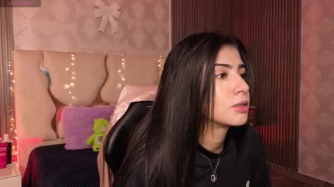 maiily_tay online show from 02.18.26