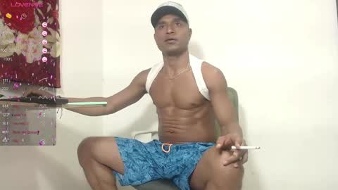 Snapshot of maik_alen chatting on 05.21.26 . Maik Alen . online show from 05.21.26