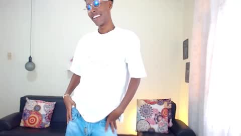 I am Maik online show from 01.25.25