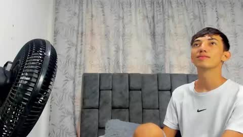 Maikol online show from 11.30.25