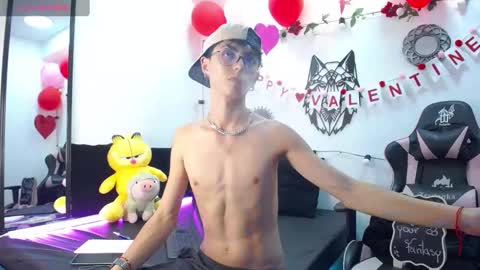 Maiky Cooper online show from 02.13.25