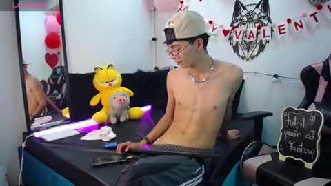 Maiky Cooper online show from 02.13.25