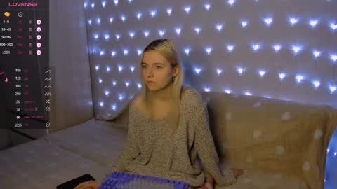 Your kitty online show from 12.27.24