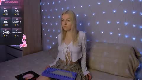 Your kitty online show from 09.19.25