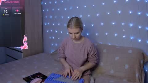 Your kitty online show from 10.12.25